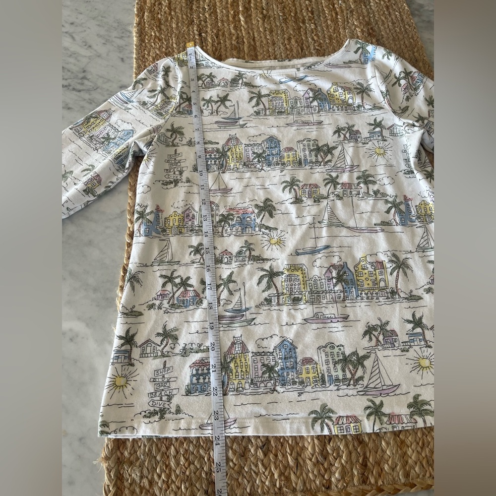 Cute Talbots coastal print tee 🌴 - Picture 8 of 8